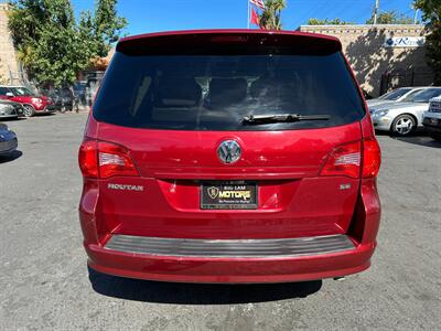 2012 Volkswagen Routan SE   - Photo 6 - San Leandro, CA 94578
