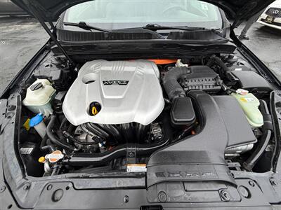 2011 Kia Optima Hybrid - Photo 10 - San Leandro, CA 94578