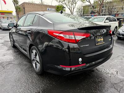 2011 Kia Optima Hybrid - Photo 7 - San Leandro, CA 94578