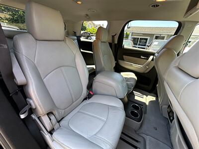2011 GMC Acadia SLT-2   - Photo 24 - San Leandro, CA 94578