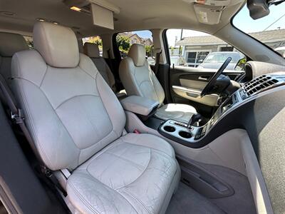 2011 GMC Acadia SLT-2   - Photo 13 - San Leandro, CA 94578