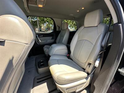 2011 GMC Acadia SLT-2   - Photo 22 - San Leandro, CA 94578