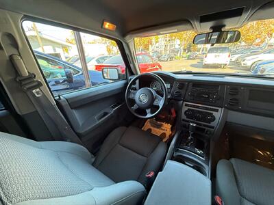 2007 Jeep Commander Sport   - Photo 14 - San Leandro, CA 94578