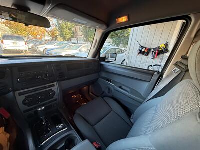 2007 Jeep Commander Sport   - Photo 15 - San Leandro, CA 94578