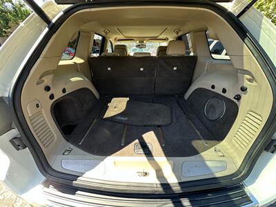2011 Jeep Grand Cherokee Overland   - Photo 11 - San Leandro, CA 94578