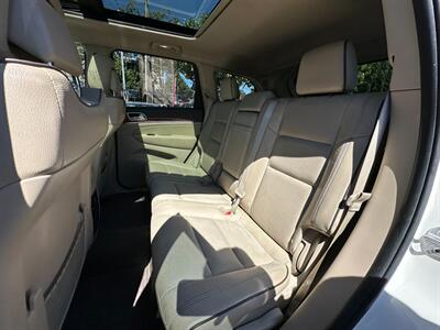 2011 Jeep Grand Cherokee Overland   - Photo 22 - San Leandro, CA 94578