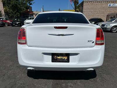 2013 Chrysler 300 S   - Photo 6 - San Leandro, CA 94578