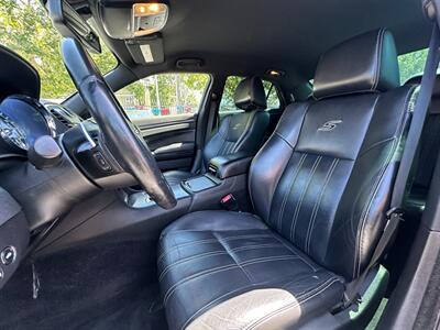 2013 Chrysler 300 S   - Photo 12 - San Leandro, CA 94578