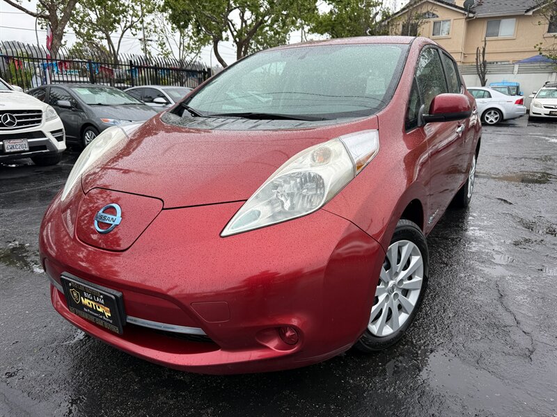 2015 Nissan LEAF S   - Photo 1 - San Leandro, CA 94578