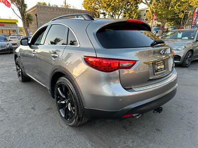 2015 INFINITI QX70   - Photo 7 - San Leandro, CA 94578