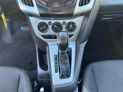 2012 Ford Focus SE   - Photo 19 - San Leandro, CA 94578