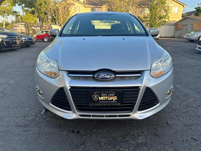 2012 Ford Focus SE   - Photo 2 - San Leandro, CA 94578