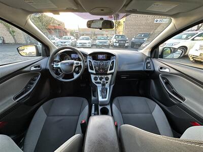 2012 Ford Focus SE   - Photo 13 - San Leandro, CA 94578