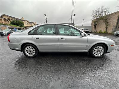 2005 Volvo S80 2.5T   - Photo 4 - San Leandro, CA 94578
