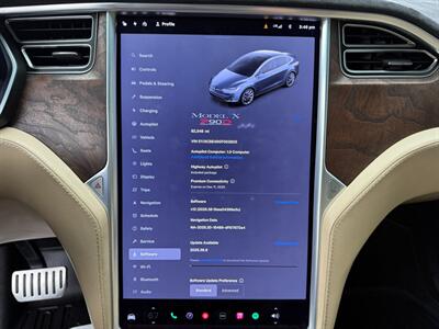 2016 Tesla Model X P90D   - Photo 21 - San Leandro, CA 94578