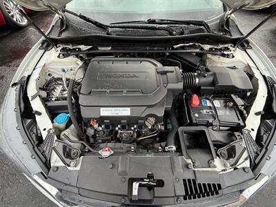 2013 Honda Accord EX-L V6 w/Navi - Photo 11 - San Leandro, CA 94578