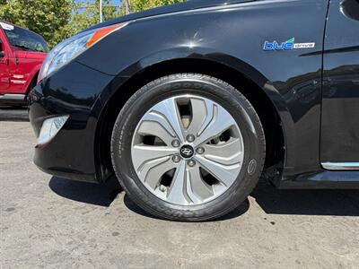 2013 Hyundai SONATA Hybrid Limited   - Photo 9 - San Leandro, CA 94578