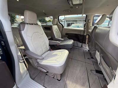 2017 Chrysler Pacifica Touring Plus   - Photo 24 - San Leandro, CA 94578