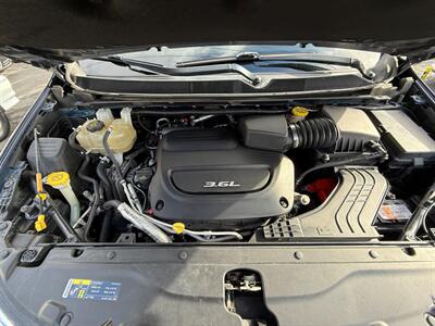 2017 Chrysler Pacifica Touring Plus   - Photo 10 - San Leandro, CA 94578