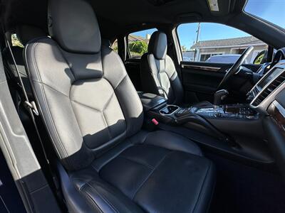 2011 Porsche Cayenne S   - Photo 13 - San Leandro, CA 94578