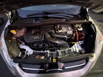 2016 Ford C-MAX Energi SEL - Photo 10 - San Leandro, CA 94578