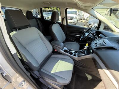 2016 Ford C-MAX Hybrid SE   - Photo 11 - San Leandro, CA 94578