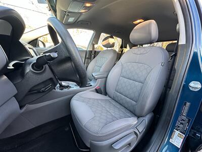 2017 Kia Niro LX   - Photo 12 - San Leandro, CA 94578