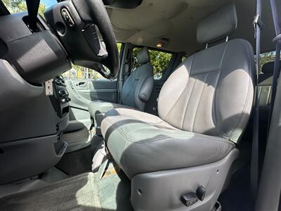2004 Dodge Grand Caravan SXT   - Photo 13 - San Leandro, CA 94578
