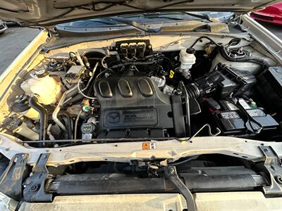 2005 Mazda Tribute s   - Photo 10 - San Leandro, CA 94578