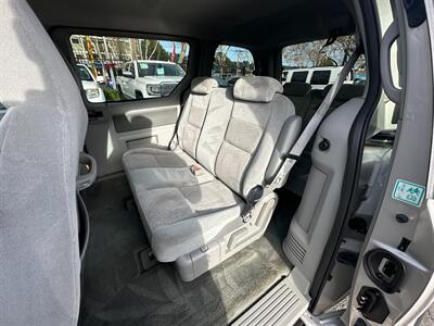2004 Ford Freestar SE   - Photo 19 - San Leandro, CA 94578
