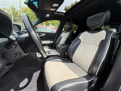 2017 INFINITI QX70 Limited   - Photo 12 - San Leandro, CA 94578