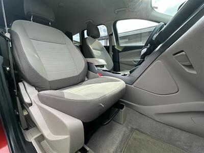 2014 Ford Escape SE - Photo 13 - San Leandro, CA 94578