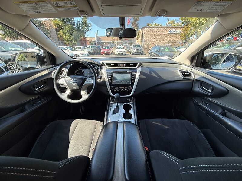 2015 Nissan Murano S photo 12