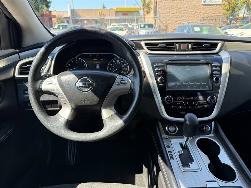 2015 Nissan Murano S photo 15