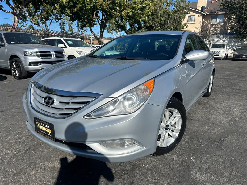 2013 Hyundai SONATA GLS   - Photo 1 - San Leandro, CA 94578
