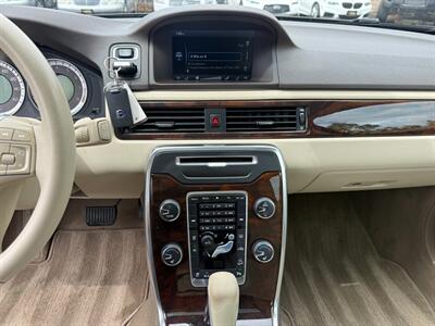 2012 Volvo XC70 T6 Premier Plus   - Photo 19 - San Leandro, CA 94578