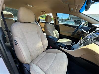 2013 Hyundai SONATA GLS   - Photo 13 - San Leandro, CA 94578
