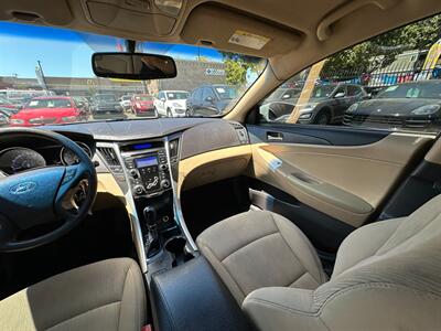 2013 Hyundai SONATA GLS   - Photo 16 - San Leandro, CA 94578