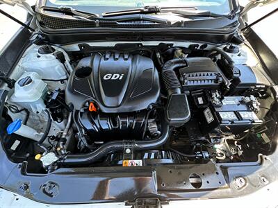 2013 Hyundai SONATA GLS   - Photo 10 - San Leandro, CA 94578