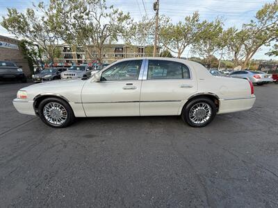 2007 Lincoln Town Car Designer Series - Photo 8 - San Leandro, CA 94578