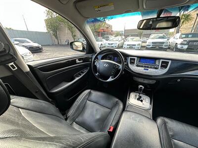 2012 Hyundai Genesis 3.8L V6   - Photo 14 - San Leandro, CA 94578