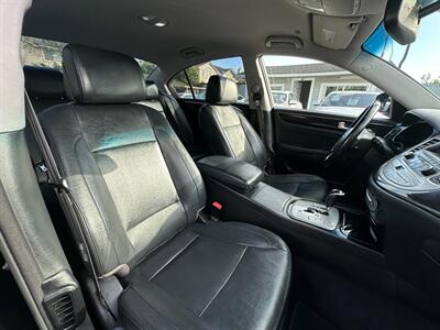 2012 Hyundai Genesis 3.8L V6   - Photo 12 - San Leandro, CA 94578
