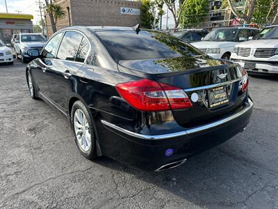 2012 Hyundai Genesis 3.8L V6   - Photo 7 - San Leandro, CA 94578
