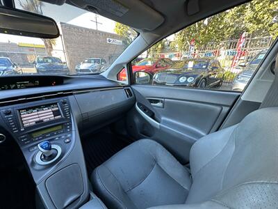 2011 Toyota Prius Three   - Photo 14 - San Leandro, CA 94578