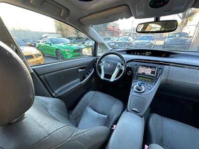 2011 Toyota Prius Three   - Photo 13 - San Leandro, CA 94578