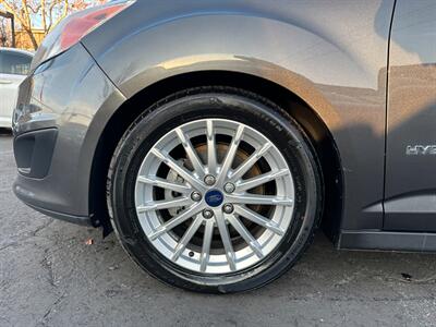2015 Ford C-MAX Hybrid SE   - Photo 9 - San Leandro, CA 94578