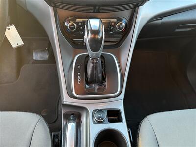 2015 Ford C-MAX Hybrid SE   - Photo 20 - San Leandro, CA 94578