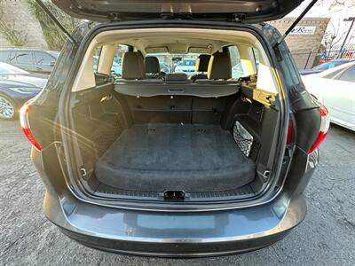 2015 Ford C-MAX Hybrid SE   - Photo 11 - San Leandro, CA 94578