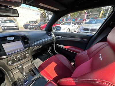 2012 Chrysler 300 SRT8   - Photo 16 - San Leandro, CA 94578