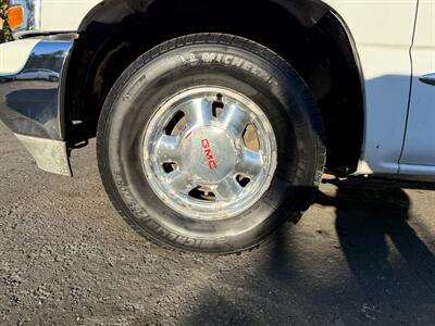 2002 GMC Sierra 1500 SL - Photo 9 - San Leandro, CA 94578